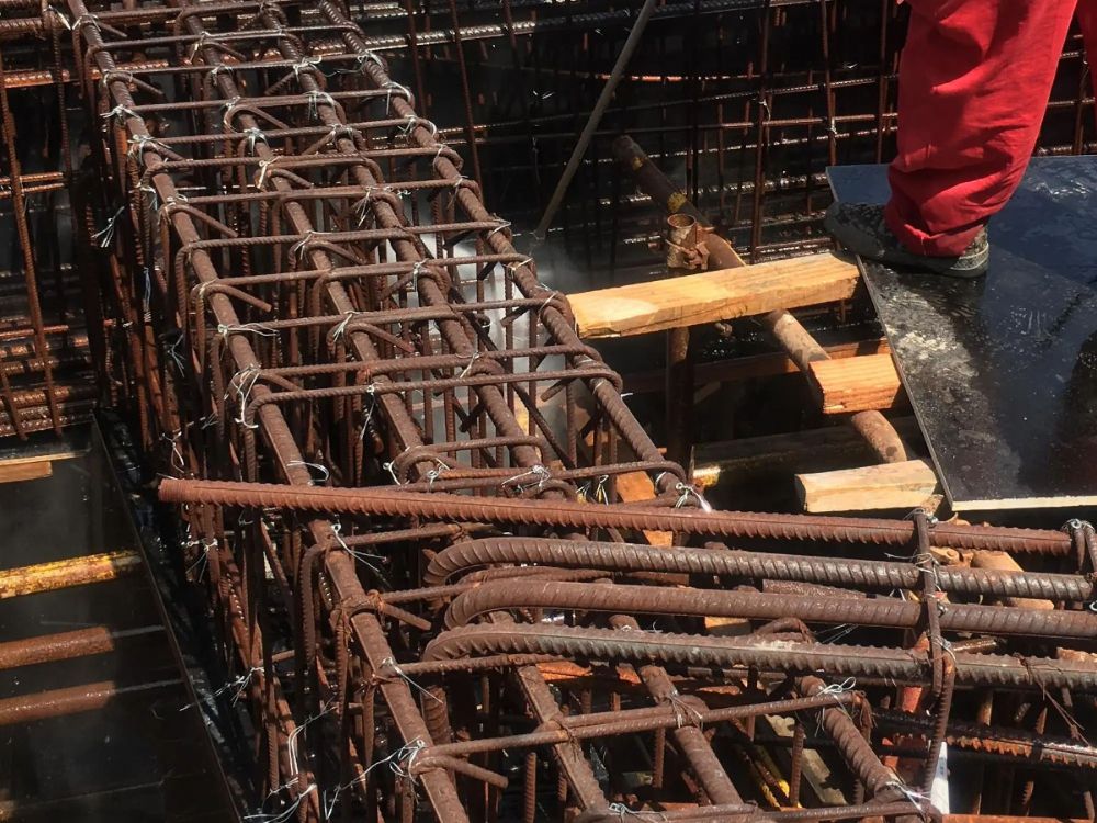 工地鋼筋生銹怎么辦？